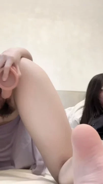 Screenshot 14 from Masked Amateur Models in Crop Top and Plaid Skirt During Asian Livestream