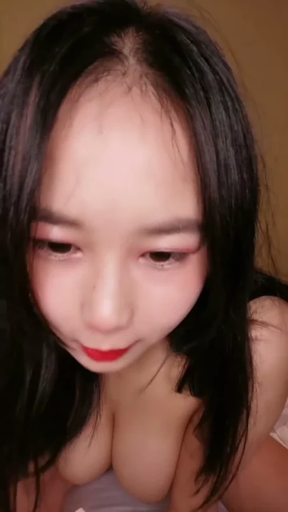 Screenshot 10 from Glasses-Wearing Asian Babe Pleasures Herself in Intimate Solo Session