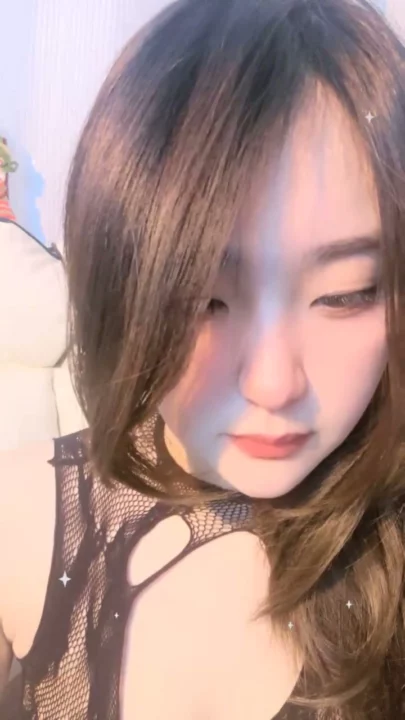 Screenshot 2 from Asian Solo Masturbation with Dildo and Lingerie — Niuniu’s Leaked Livestream