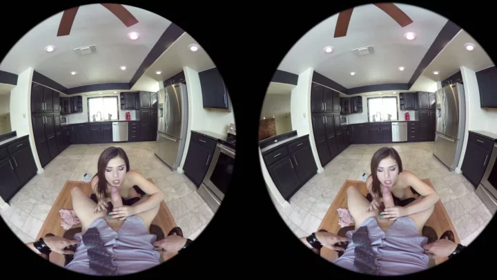 Screenshot 3 from Uncensored Bedroom VR — Curvy European & Slim Asian Amateurs in Intimate POV Encounter