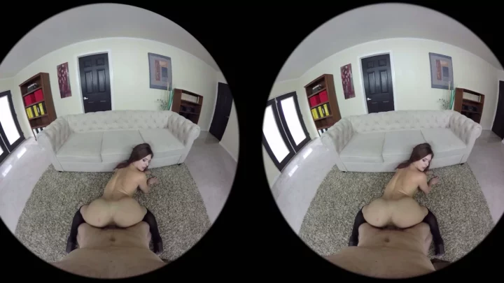 Screenshot 8 from Uncensored Bedroom VR — Curvy European & Slim Asian Amateurs in Intimate POV Encounter