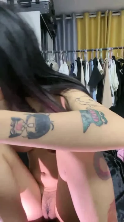 Tattooed Japanese Amateur in Cat Ears Takes Hard POV Creampie — FC2-PPV-42450 のスクリーンショット 9