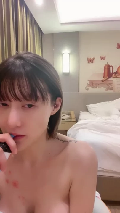 Screenshot 3 from Hotel Room Solo — Petite FC2 Amateur Spreads Pussy for Dildo & Vibrator
