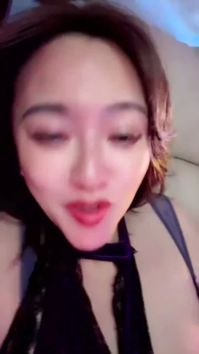 Screenshot 2 from FC2 Amateur POV Creampie — Slim Asian in Black Lingerie Uses Pink Toy for Squirting Climax [FC2-PPV-43382]