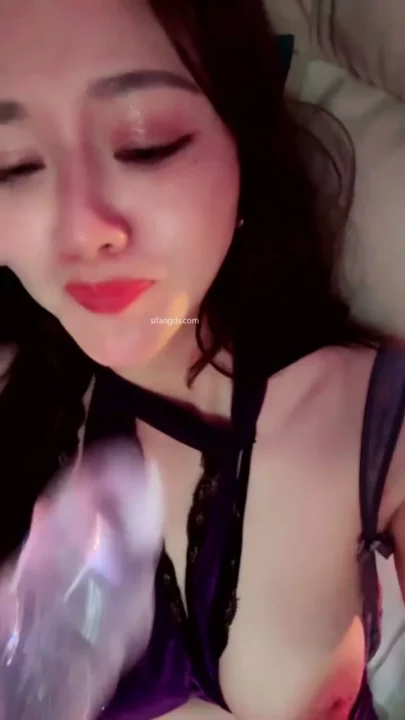 Screenshot 5 from FC2 Amateur POV Creampie — Slim Asian in Black Lingerie Uses Pink Toy for Squirting Climax [FC2-PPV-43382]