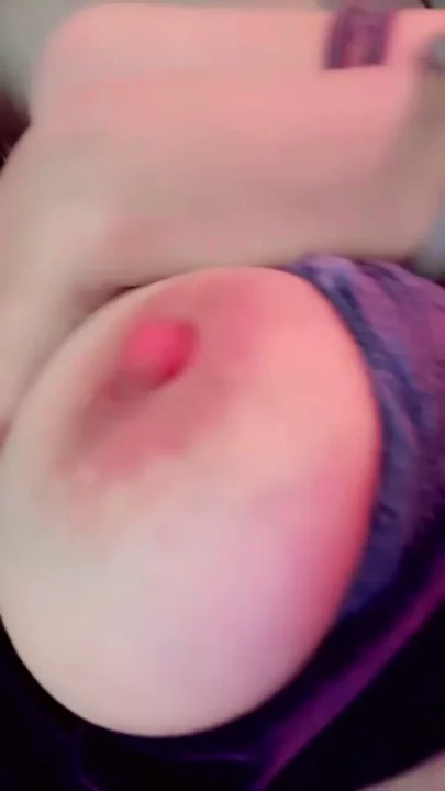 Screenshot 6 from FC2 Amateur POV Creampie — Slim Asian in Black Lingerie Uses Pink Toy for Squirting Climax [FC2-PPV-43382]