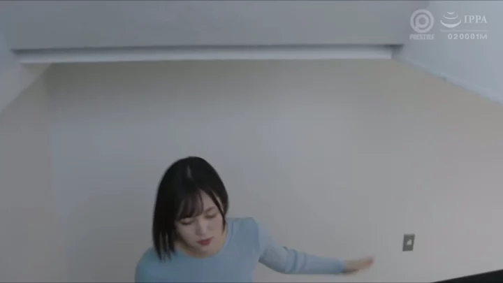 Screenshot 1 from Amateur Face-Shown Gangbang — Japanese Uniforms in POV Action