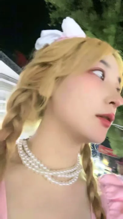 Screenshot 2 from Blonde Twin-Braided Maid Solo Exhibition — Outdoor & Bathroom Tease