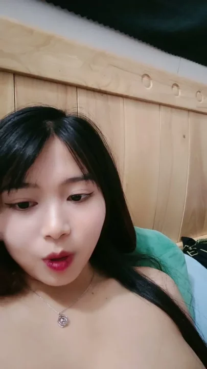 Screenshot 5 from Amateur Japanese Solo Session — Uncensored POV with Visible Face & Teasing Cues