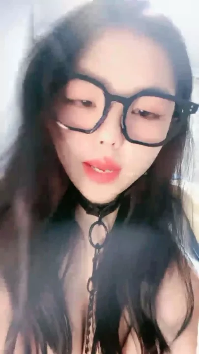 Screenshot 2 from Lele’s Creampie Encounter — POV Uncensored Japanese Amateur with Glasses and Choker
