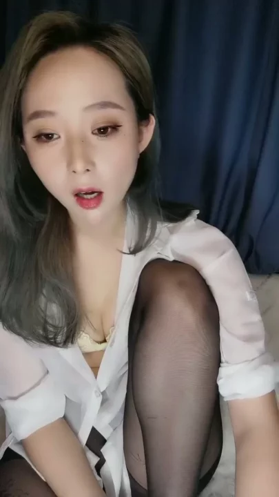 Screenshot 3 from Mature Asian Beauty in Black Stockings — Uncensored JAV POV Experience