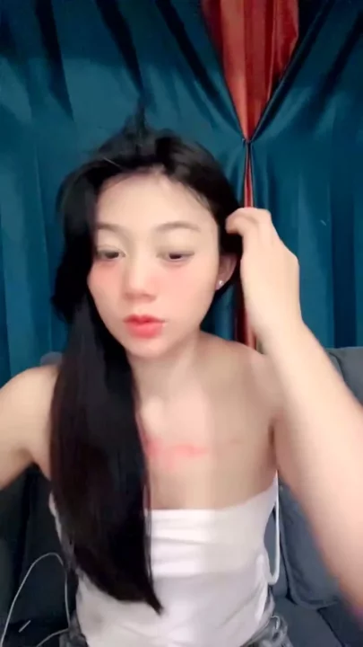 Screenshot 3 from FC2-Style Uncensored POV — Vivi’s Real Bedroom Encounter with Hidden Partner
