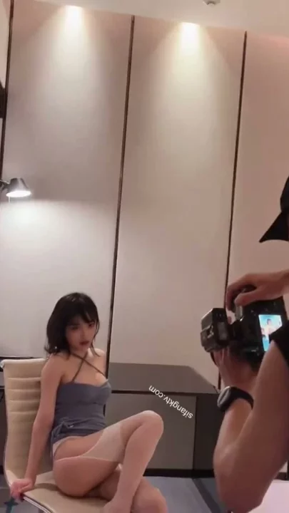 Screenshot 7 from Lingerie Tease Featuring Petite Office Lady in Stockings and Camisole — Solo JAV [PANS]