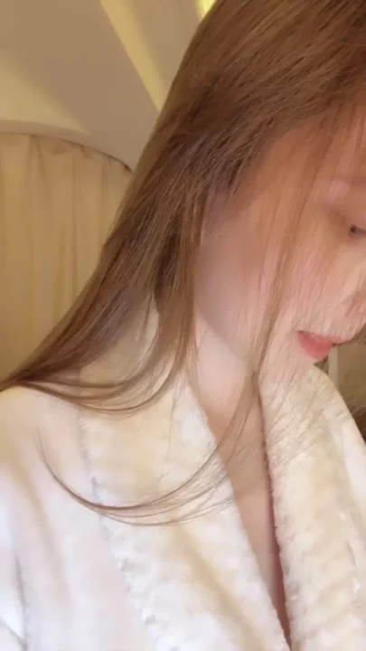Screenshot 29 from Niuniu’s Fluffy Robe Solo — Petite Asian POV Tease