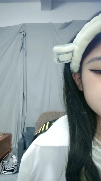 Screenshot 1 from Uncensored Japanese POV with Petite Asian — Playful Cat-Ear Solo and Full Nude Spreads