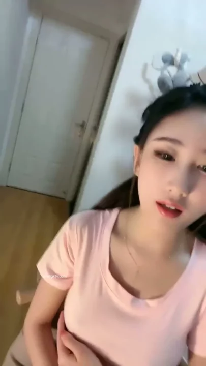 Screenshot 2 from Handheld POV of Petite Asian Amateur — Uncensored Bedroom Solo
