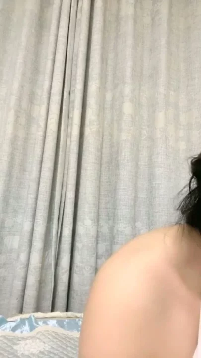 Screenshot 22 from Amateur Bedroom Encounter: Petite Asian Star in Uncensored POV Creampie and Blowjob