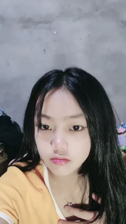 Screenshot 6 from Genuine Japanese Livestream Leak — Petite Yuyu’s Uncensored Toy Session