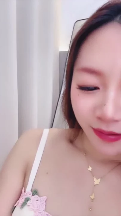 Screenshot 19 from Xueer’s Lingerie Solo Session — Face Reveal & Natural Masturbation