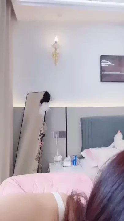 Screenshot 32 from Xueer’s Lingerie Solo Session — Face Reveal & Natural Masturbation