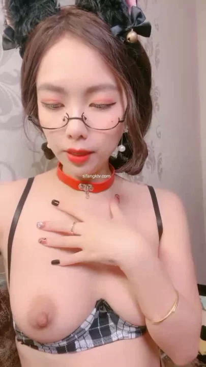 Screenshot 18 from Petite Asian Beauty in Stockings — Uncut Amateur Creampie POV
