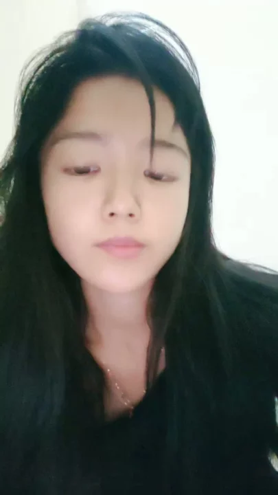 Screenshot 14 from Asian Amateur POV — Feifei’s Bathroom Livestream Leak with Off-Frame Partner
