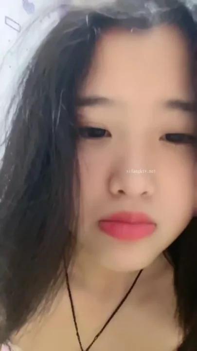 Screenshot 10 from Uncensored Asian Amateur Xueer Pleasures Herself Live — Shaved Pussy and Vibrator Action