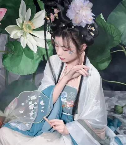 Screenshot 17 from Traditional Hanfu Solo Scene — Petite Asian Beauty Unveils Her Body