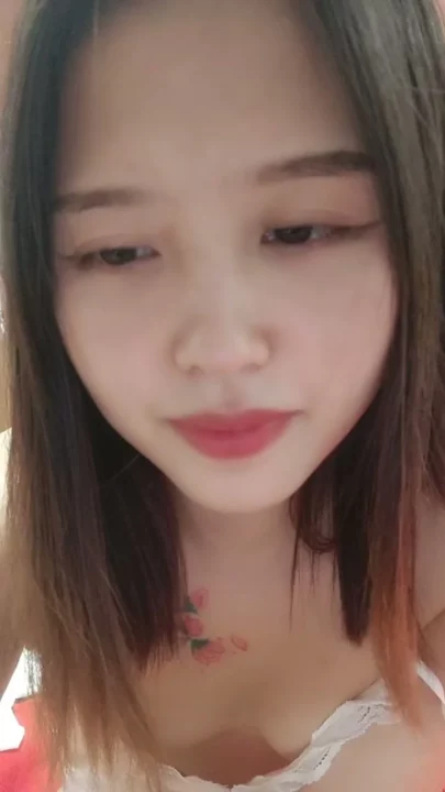 Screenshot 12 from Lulu’s FC2 Solo Session — Red Lips & Lingerie Masturbation