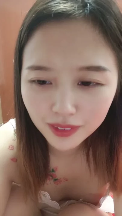Screenshot 8 from Lulu’s FC2 Solo Session — Red Lips & Lingerie Masturbation