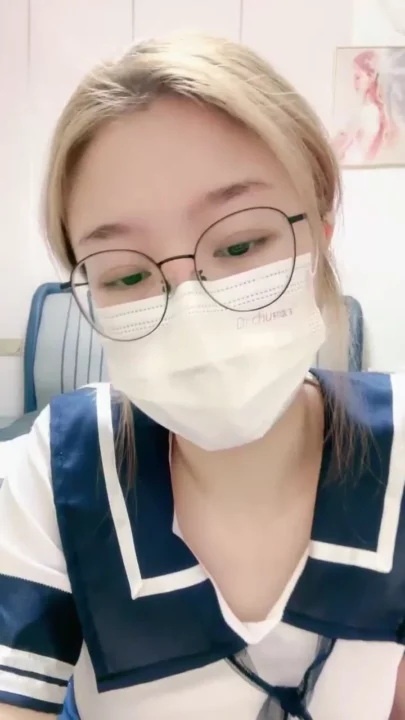 Screenshot 18 from Shanshan in Uniform: POV Japanese Amateur Schoolgirl Scene with Face Reveal