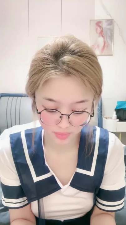 Screenshot 34 from Shanshan in Uniform: POV Japanese Amateur Schoolgirl Scene with Face Reveal