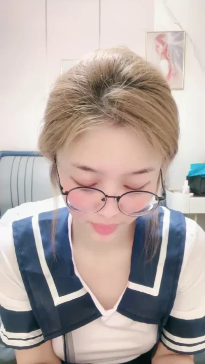 Screenshot 37 from Shanshan in Uniform: POV Japanese Amateur Schoolgirl Scene with Face Reveal