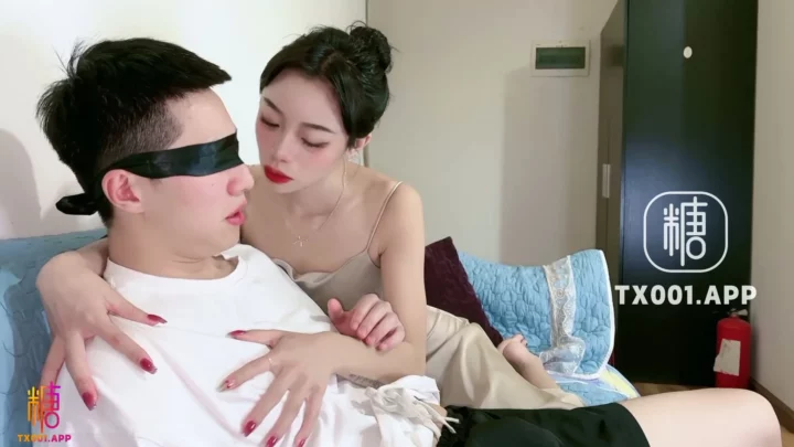 Screenshot 4 from Raw Amateur POV — Sasa’s Uncensored Blowjob & Creampie Session in Bed