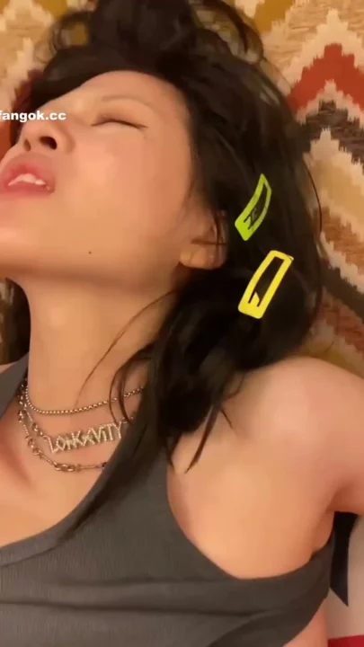 Screenshot 1 from Raw Japanese POV — Xueer’s Bedroom Encounter Fully Uncensored