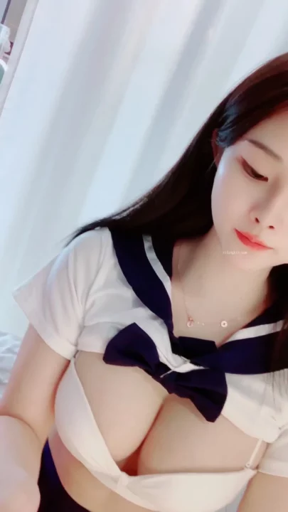 Screenshot 3 from Sailor Suit Japanese Cosplay — Slim Asian Beauty Strikes Poses [FC2-PPV]