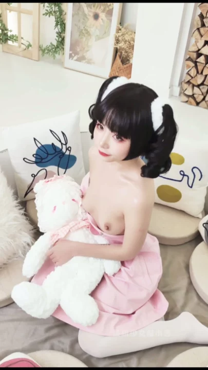 Petite Asian in Pink Lingerie — Intimate Japanese Solo Masturbation のスクリーンショット 12