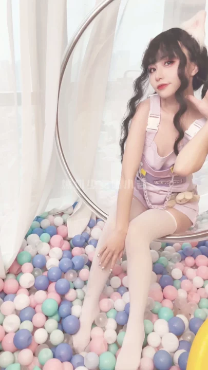 Screenshot 10 from Mimi’s Sensual Solo Performance — Lingerie Strip in Bubble Chair (Censored JAV)