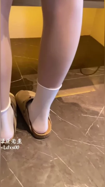Screenshot 2 from Petite Asian Jiajia in White Lingerie — Intimate Japanese POV Creampie Experience