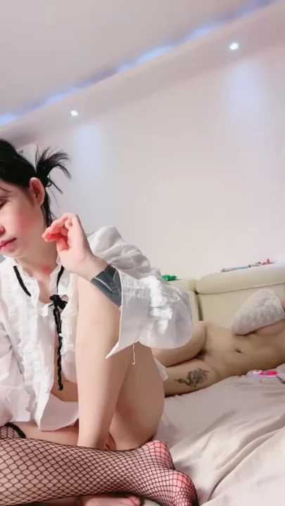 Screenshot 7 from Uncensored POV Mingming — Asian Amateur in Lace & Stockings Shows Face