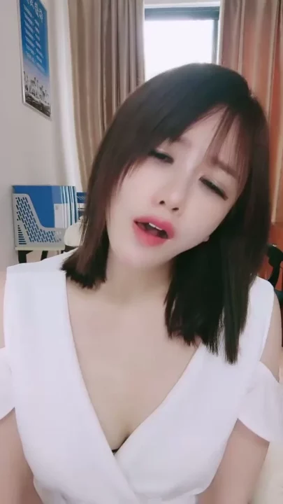 Screenshot 30 from Outdoor Lingerie Tease — Yiyi’s Japanese POV Masturbation with Big Tits