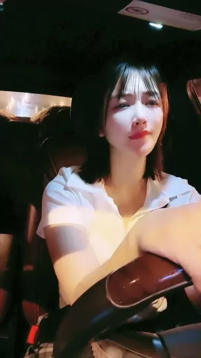 Screenshot 34 from Outdoor Lingerie Tease — Yiyi’s Japanese POV Masturbation with Big Tits