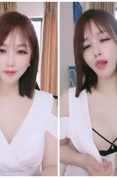 Screenshot 41 from Outdoor Lingerie Tease — Yiyi’s Japanese POV Masturbation with Big Tits