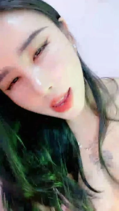 Amateur Asian Solo Lingerie Dildo Scene — Uncensored Bedroom POV のスクリーンショット 6