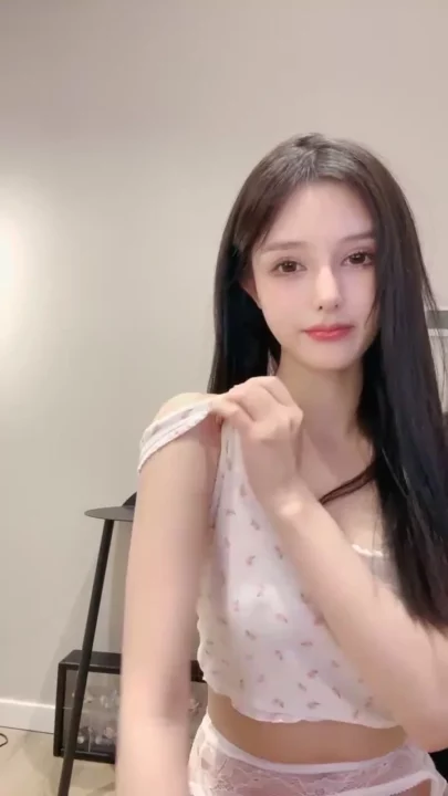Screenshot 4 from Delicate Pink Lace Encounter — Petite Asian Solo Tease