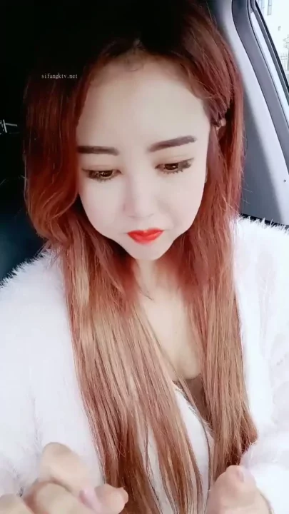 Sensual Asian Solo Play — Lingerie POV with Full Face Shown のスクリーンショット 12