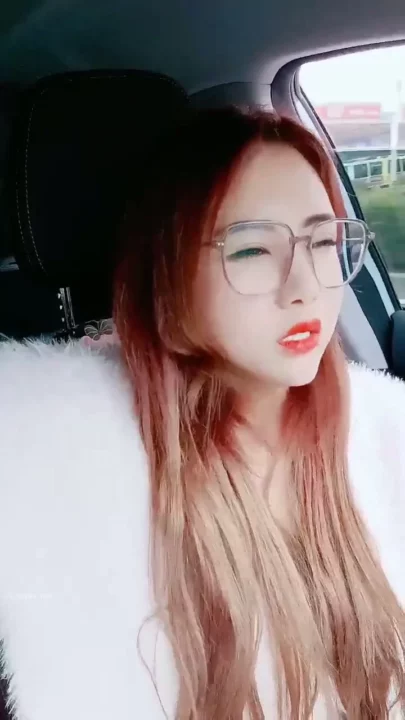 Sensual Asian Solo Play — Lingerie POV with Full Face Shown のスクリーンショット 15