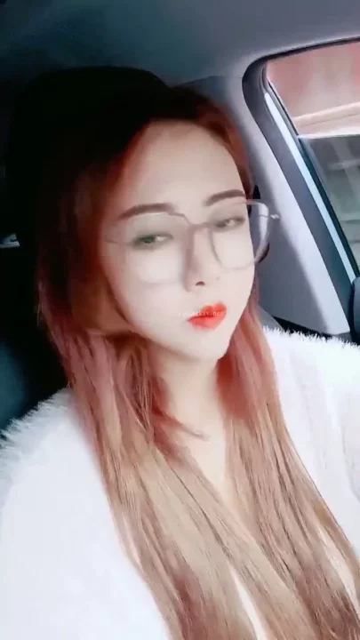 Sensual Asian Solo Play — Lingerie POV with Full Face Shown のスクリーンショット 16