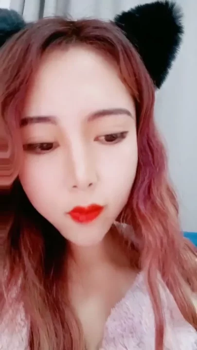 Sensual Asian Solo Play — Lingerie POV with Full Face Shown のスクリーンショット 22