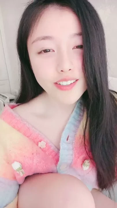 Self-Filmed Japanese Solo Play — Petite Lingerie Tease with Natural Light のスクリーンショット 19
